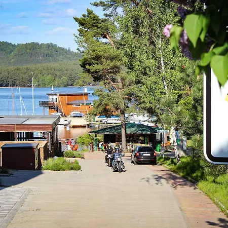 아파트 Jezerni S Terasou A Saunou V Lakepark 도크시