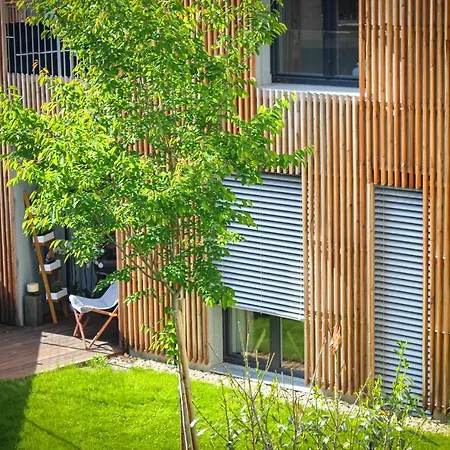 Jezerni S Terasou A Saunou V Lakepark Appartement *