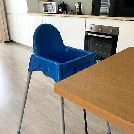 Jezerni S Terasou A Saunou V Lakepark 아파트