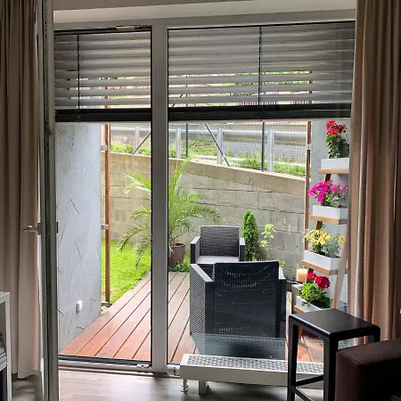 Jezerni S Terasou A Saunou V Lakepark * 도크시