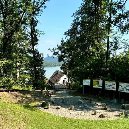 아파트 Jezerni S Terasou A Saunou V Lakepark 도크시