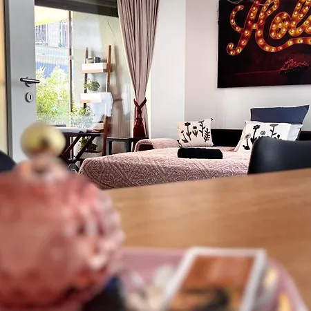 아파트 Jezerni S Terasou A Saunou V Lakepark