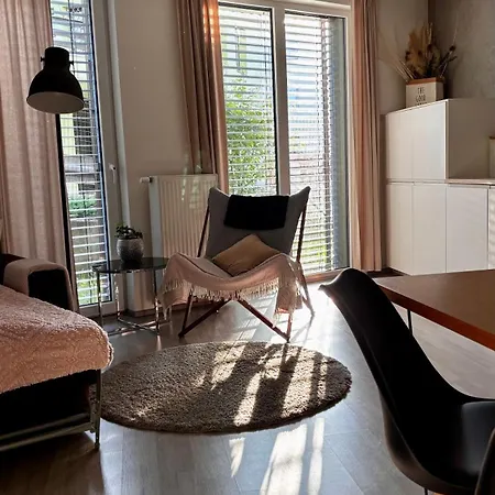 Jezerni S Terasou A Saunou V Lakepark * 도크시