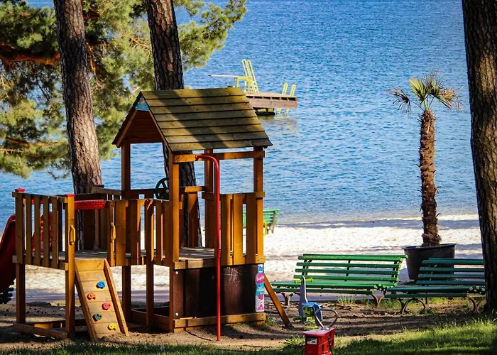 Jezerni S Terasou A Saunou V Lakepark Apartament *