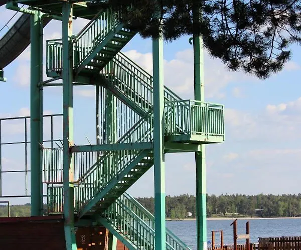 Apartament Jezerni S Terasou A Saunou V Lakepark