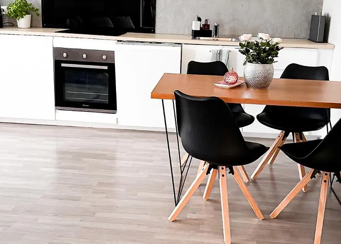 Apartament Jezerni S Terasou A Saunou V Lakepark *