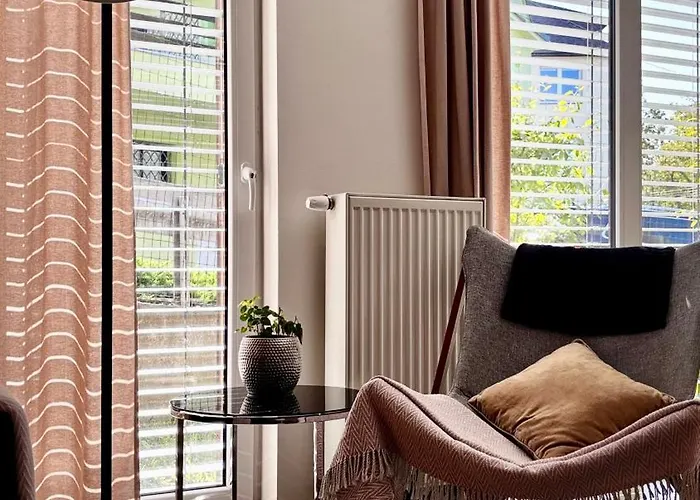 Apartament Jezerni S Terasou A Saunou V Lakepark